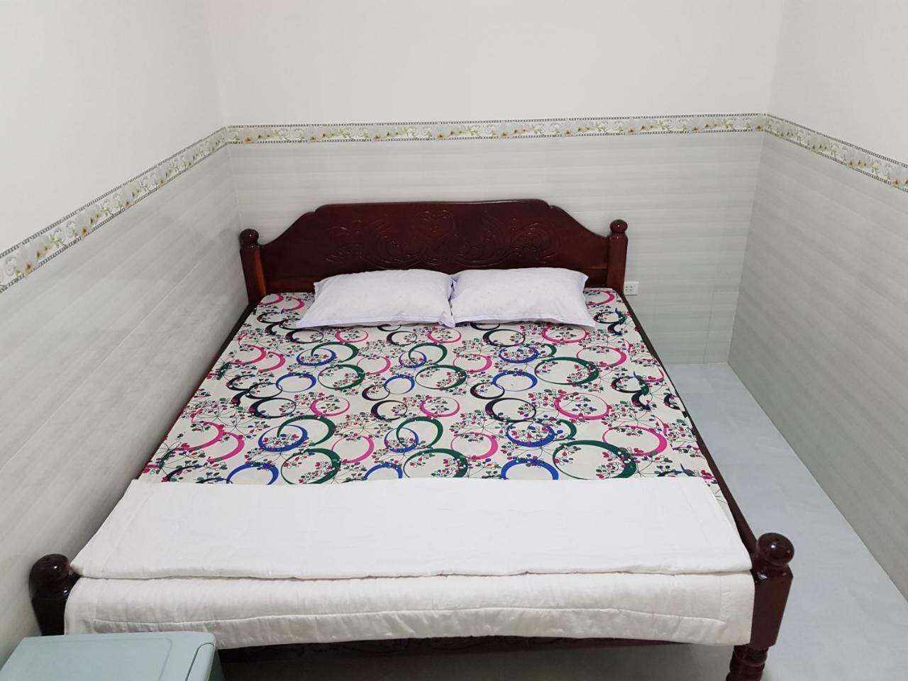 Minh Kim Guesthouse Чау Док Екстериор снимка